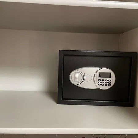 Rosari Spada Sec Xvi Apartment